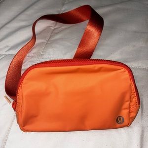 Rare lululemon belt bag